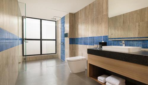Suite with City View