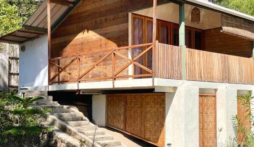 Bungalow with Sea View