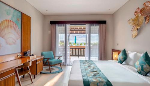 Double Room with Pool View