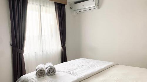 1 Bedrooms with Living Room ( Near Railway )