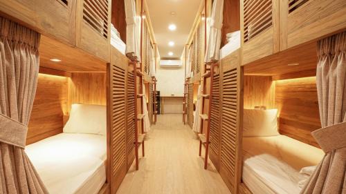 Bed in 8-Bed Mixed Dormitory Room