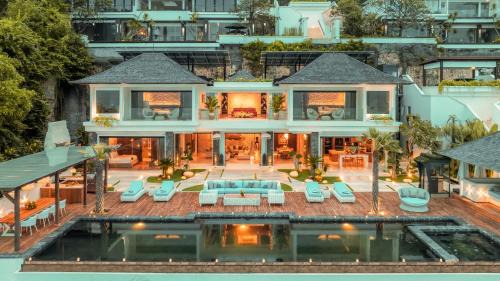 Villa - Beach Front