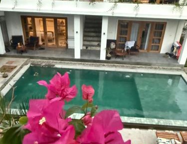 Double Room with Pool View
