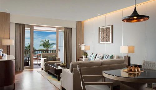 Oceanfront King Suite