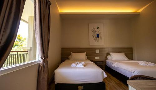 Standard Twin Room