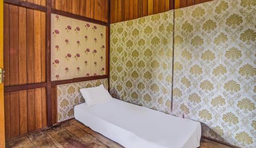 Small Single Room
