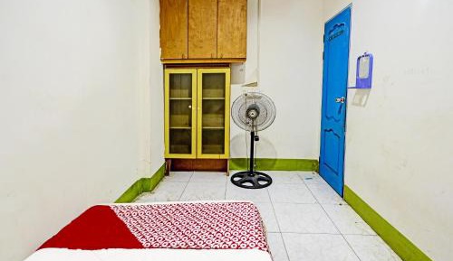 Small Single Room