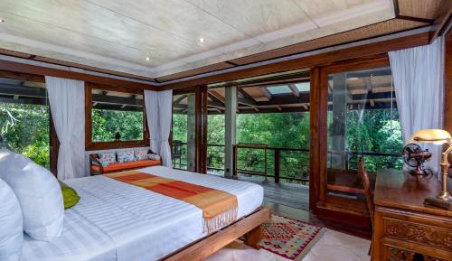 Suite with River View