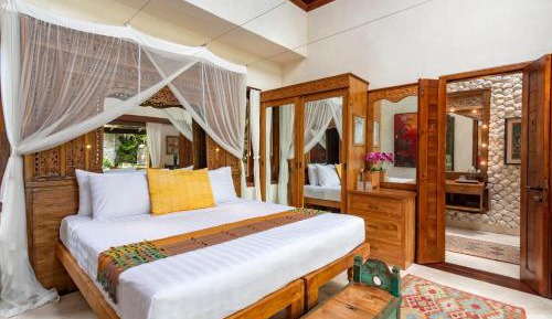Villa with Private Pool