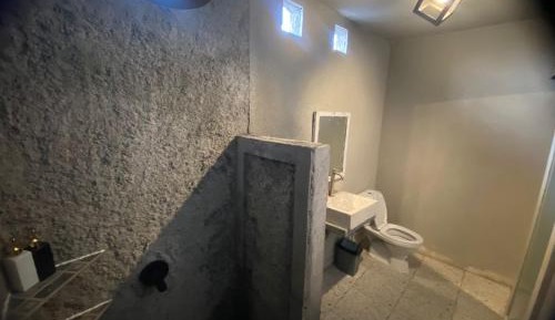 Deluxe Room (2 Adults + 1 Child)