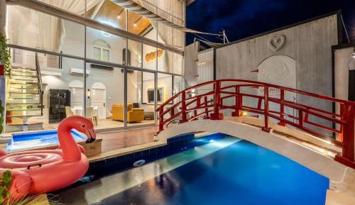 Deluxe Villa