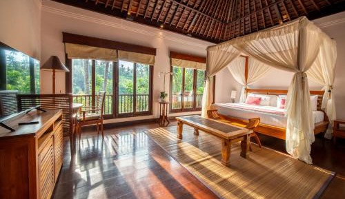 One-Bedroom Pool Villa with Valley View and Complimentary Daily Afternoon Tea