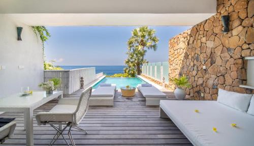 Ocean II – Modern Coastal Living · Beautiful Sea Views · Private Pool