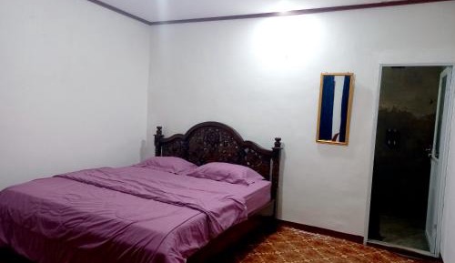 King Room with Mountain View
