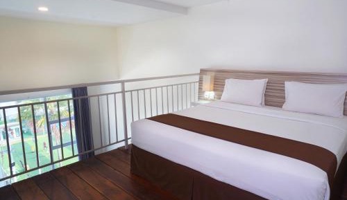 Mezzanine Room