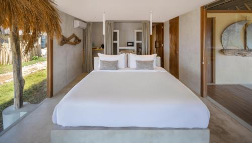 Coconut Grove Villa - Free return boat from Kores Harbor to Gili Asahan