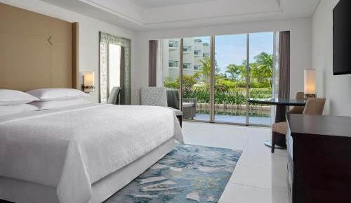 Guest Room Garden View, 1 King Bed (suitable for 2 adults & 2 children below 12 y.o. or 3 adults with Extra Bed) with FREE Kids & Family Activities