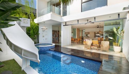 Three Bedroom Villa with Private Pool & Waterslide