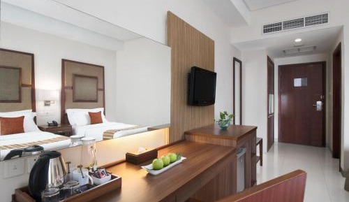 Deluxe Double or Twin Room with Sea View