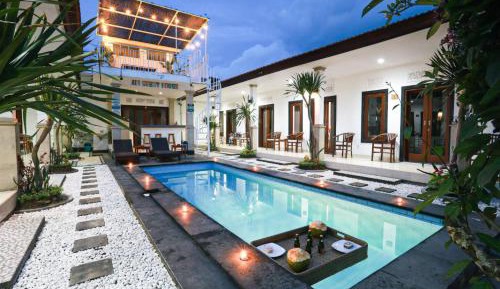 Double Room with Pool View