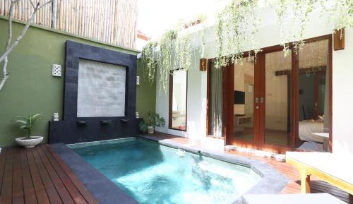 One-Bedroom Pool Villa with Return Airport Transfer