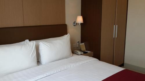 Two-Bedroom with Balcony