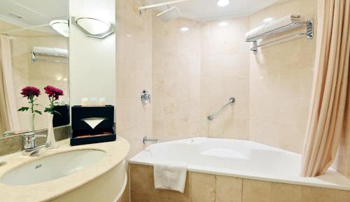 Deluxe Double or Twin Room with Sea View