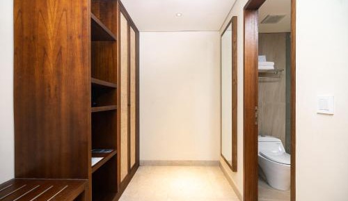 Premium Suite with Free Benefit