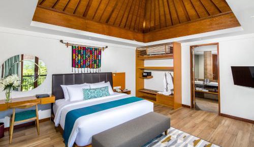 Three-Bedroom Villa with Private Pool