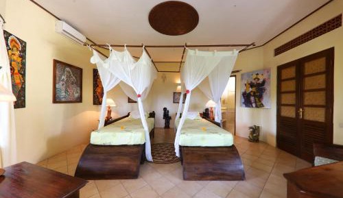 Standard Twin Room with Sea View