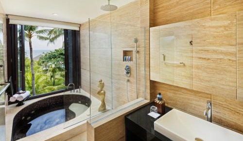 Garden Suite with Jacuzzi