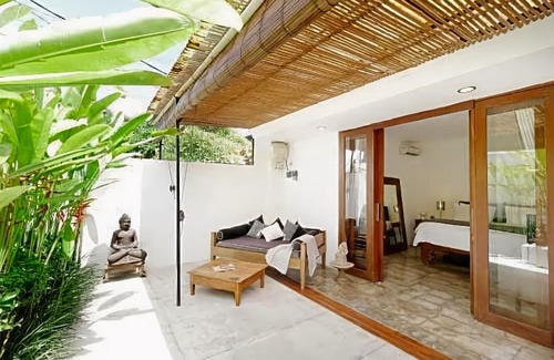 Batu Bolong Hotel | The Apartments Canggu