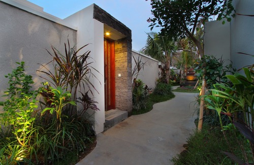 Petitenget Hotel | Royal Samaja Villas