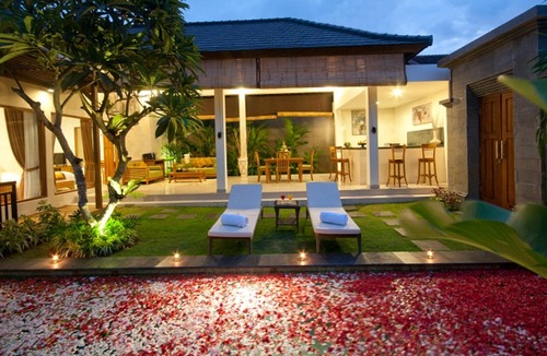 Petitenget Hotel | Sandi Agung Villa