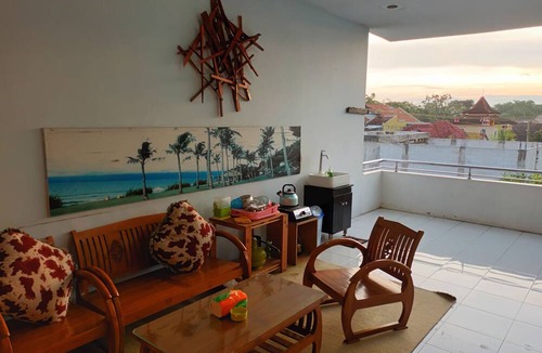 Dinoyo House | PAPADAAN Homestay Syariah Batu