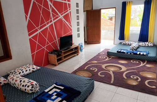 Dinoyo House | PAPADAAN Homestay Syariah Batu