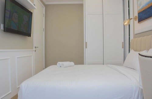 Cikini Apartment | Modern And Comfy 2Br At Menteng Park Apartment