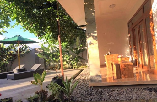 Banjartegehe House | Room-villa - Warung Aromachampuhan