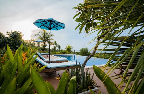 Sampalan Hotel | Gara Gara Sea View