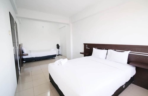 Surabaya Apartment | Simple 2Br With Extra Bed At Menara Rungkut Apartment