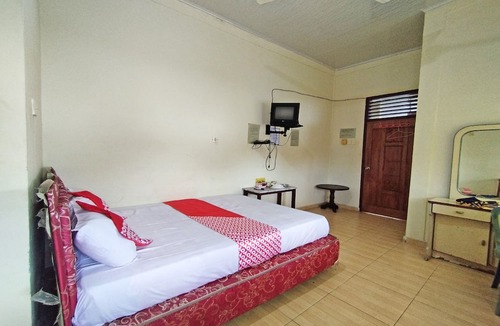 Kuala Tungkal Hotel | OYO Life 92291 Hotel Cahaya Syariah