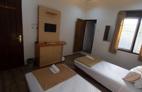 Kudus Hotel | Simpang 7 Residence