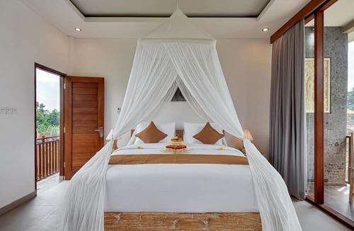 Melayang Hotel | Santosha Place