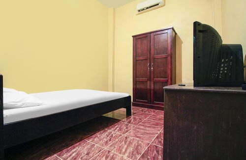Kendari Hotel | OYO 91855 Big Hotel Kendari