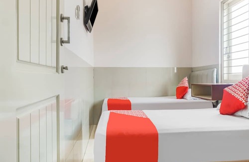 Makassar Hotel | OYO 91316 Hh Guest House Makassar