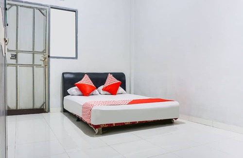 Makassar Hotel | OYO 91529 Pondok Elite 888 Makassar