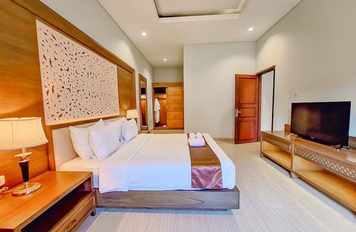 Mlonggo Hotel | Sekuro Village Beach Resort