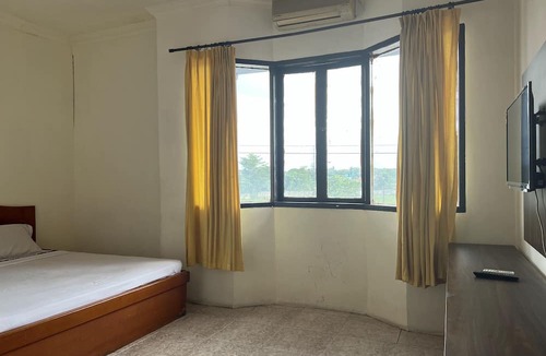 Tetebatu Hotel | Hotel O Kost Orange Syariah