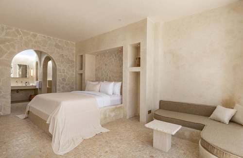 Umalas Villa | Luxe & Unique Honeymoon Bocami Suites-1 By OriVista