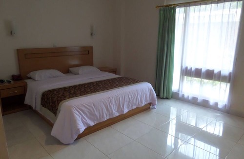 Laweyan Hotel | Arini Hotel